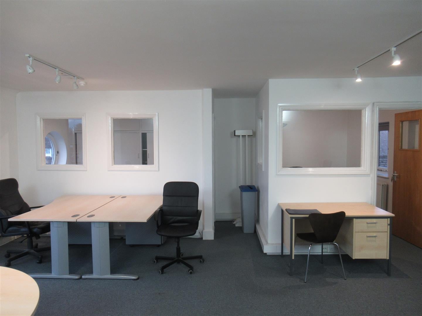 16 West Barnes Ln, London to rent Interior Photo- Image 1 of 4