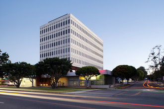 12011 San Vicente Blvd, Los Angeles, CA for rent Building Photo- Image 1 of 6