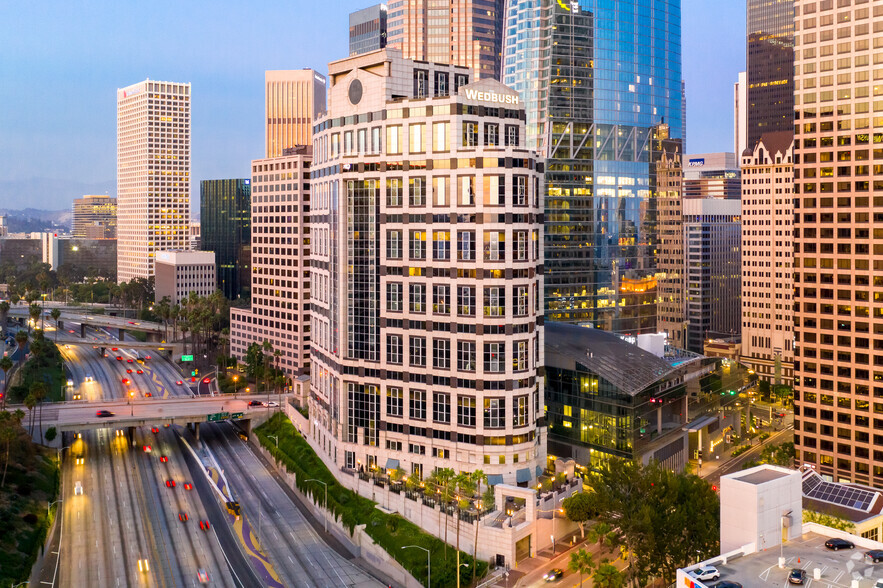 1000 Wilshire Blvd, Los Angeles, CA for rent - Primary Photo - Image 1 of 20