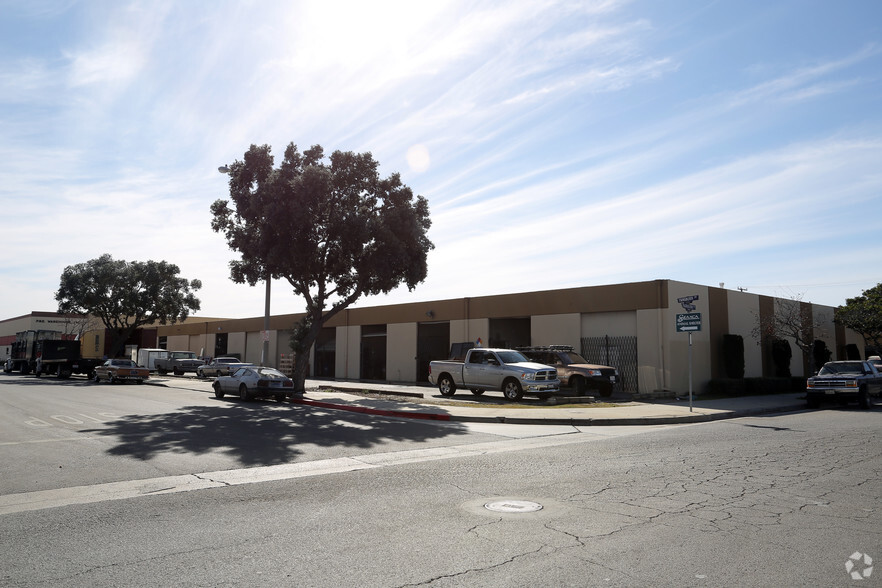 9722-9742 Washburn Rd, Downey, CA for sale - Primary Photo - Image 1 of 1