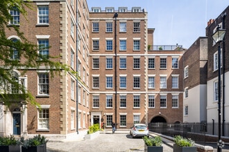 14A-16A Dufours Pl, London to rent Building Photo- Image 2 of 43