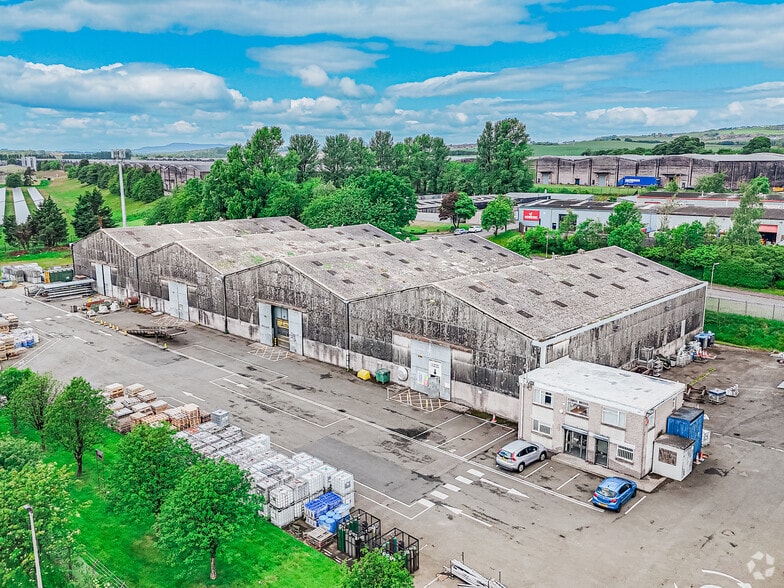 5 Banbeath Place, Leven to rent - Primary Photo - Image 1 of 2