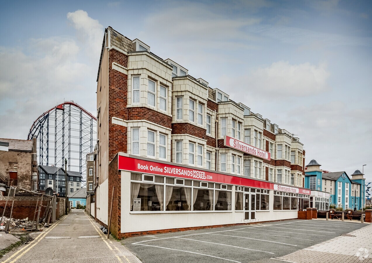 3 Burlington Road West, Blackpool, FY4 1NL UK