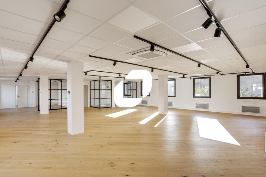 Office in Boulogne-Billancourt to rent - Interior Photo - Image 2 of 14