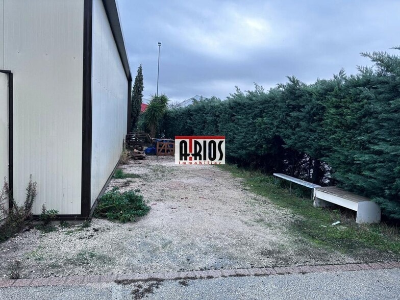 Industrial in La Farlède to rent - Building Photo - Image 3 of 3