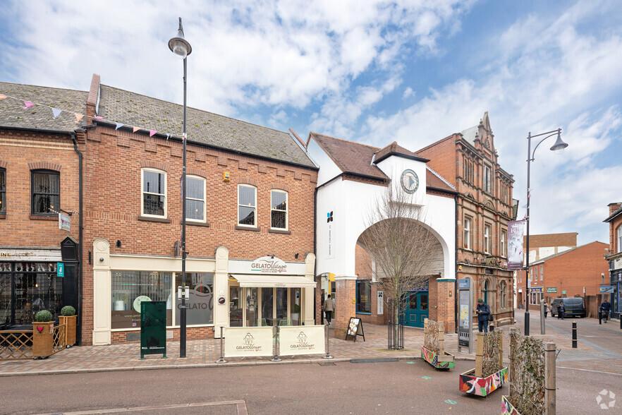 St Martins Sq, Leicester for rent - Primary Photo - Image 1 of 9