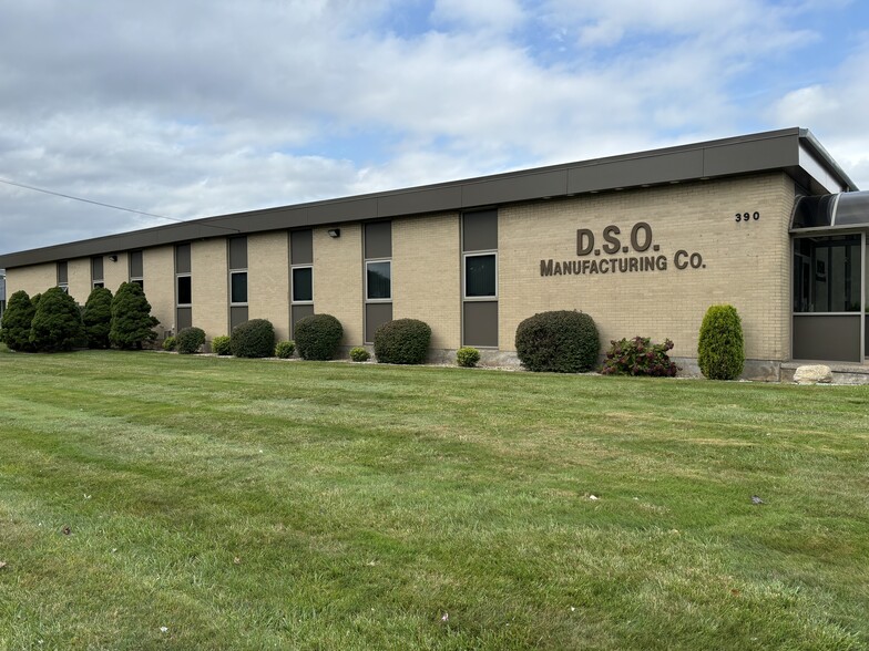 390 John Downey Dr, New Britain, CT for rent - Building Photo - Image 2 of 5