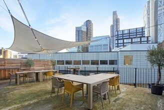 87A Worship St, London to rent Interior Photo- Image 2 of 5