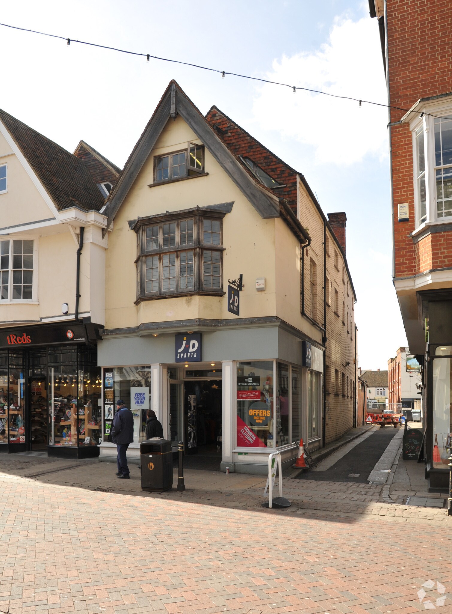 36 High St, Canterbury for sale Primary Photo- Image 1 of 1