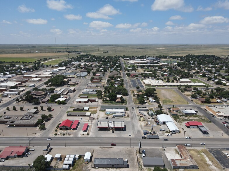 221 W American Blvd, Muleshoe, TX for sale - Building Photo - Image 1 of 1