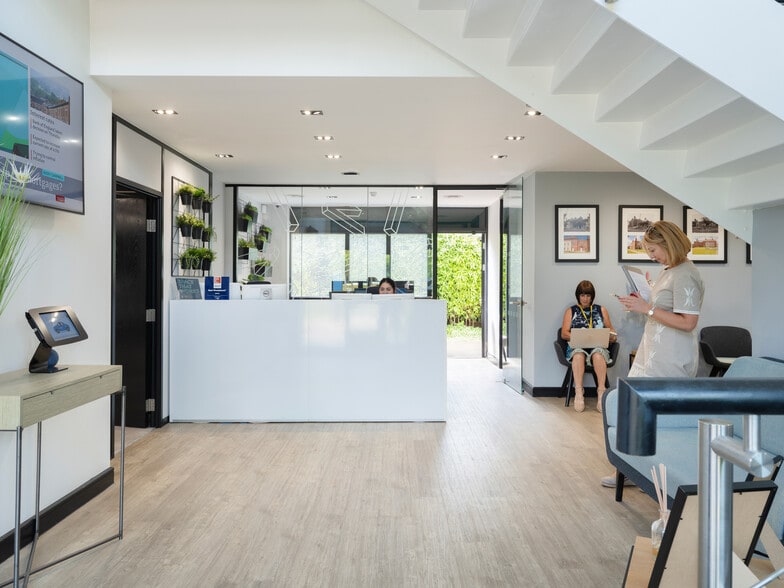 Start Hl, Bishop's Stortford to rent - Interior Photo - Image 2 of 6