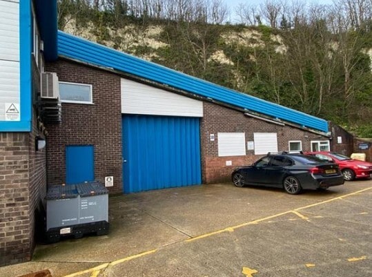 Unit 3D Freshfield Rd, Brighton to rent Building Photo- Image 1 of 5