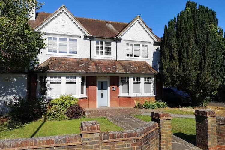 North Parade, Horsham for sale - Primary Photo - Image 1 of 1