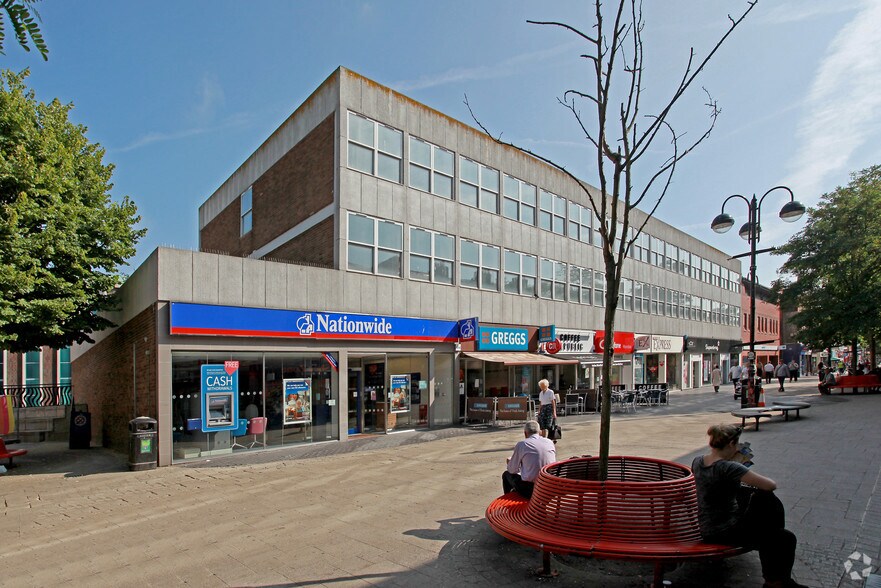 High St, Hounslow for sale - Primary Photo - Image 1 of 1