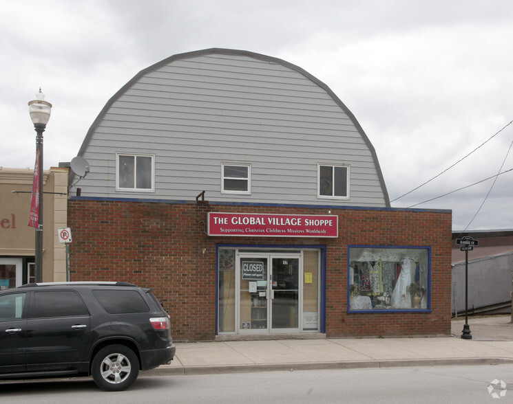 17 Barrie St, Bradford West Gwillimbury, ON for sale - Building Photo - Image 2 of 2