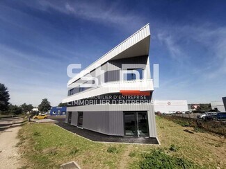 More details for Office, Retail to Rent