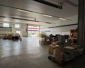 Office in Lyon to rent Building Photo- Image 2 of 6