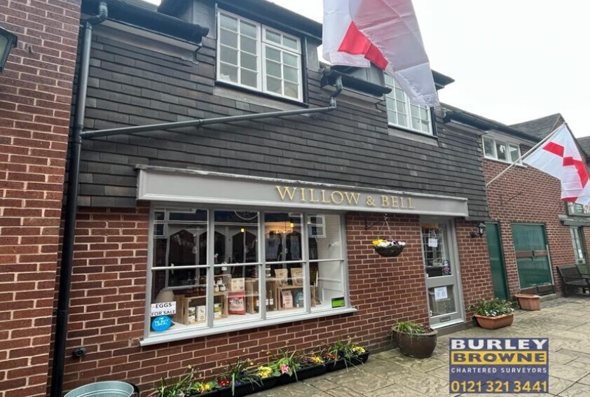 2 Tudor Close, Lichfield for sale - Primary Photo - Image 1 of 1