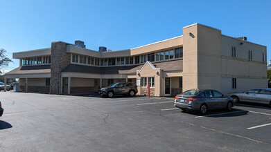 1353 Boston Post Rd, Madison, CT for rent Building Photo- Image 1 of 8