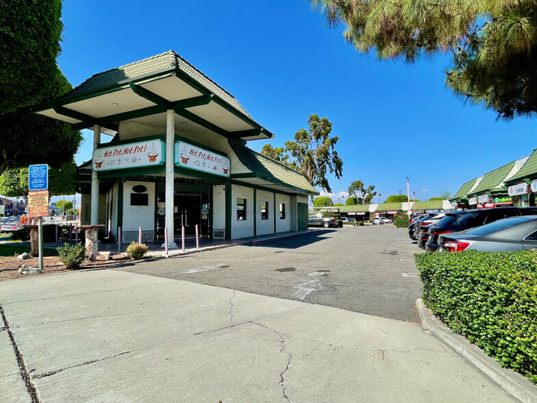 740 W Garvey Ave, Monterey Park, CA for rent - Building Photo - Image 2 of 10