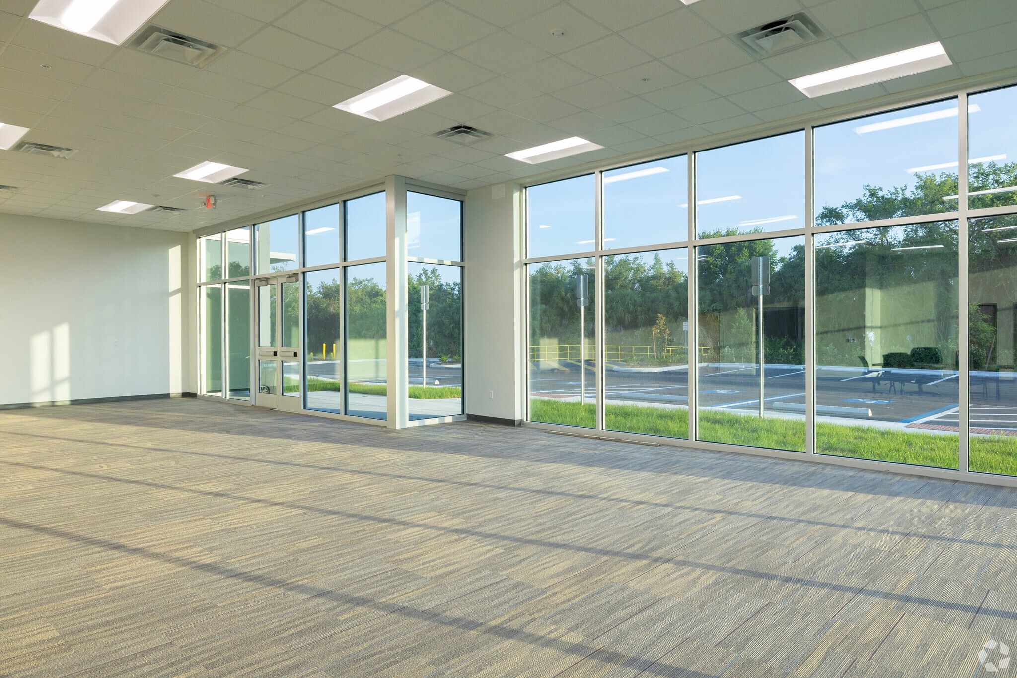 1751 Suddath Park St, Tampa, FL to rent Interior Photo- Image 1 of 17