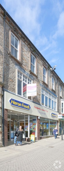 32-34A Newgate St, Bishop Auckland to rent - Building Photo - Image 3 of 4