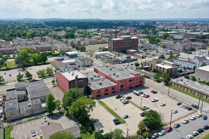 501-505 E Broadway, Louisville, KY for rent - Building Photo - Image 3 of 14