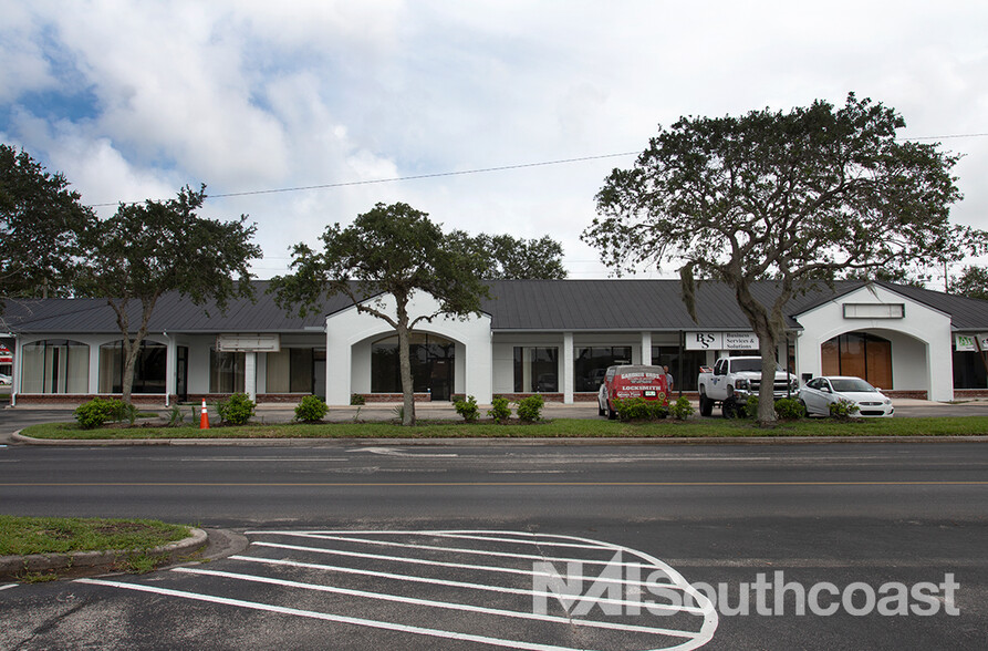 4150 Okeechobee Rd, Fort Pierce, FL for rent - Building Photo - Image 3 of 8