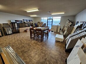 4081 S Arcadia Ln, Fort Mohave, AZ for rent Interior Photo- Image 1 of 53