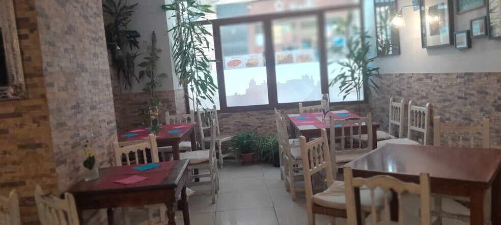 Retail in Cáceres, Cáceres for sale - Interior Photo - Image 1 of 9