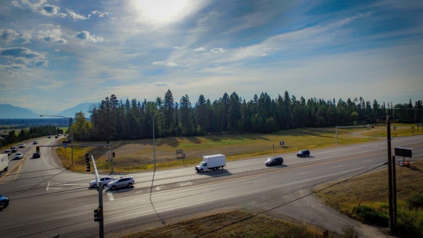 5975 US Highway 93, Whitefish, MT for sale - Building Photo - Image 1 of 1