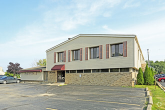 31700 W 12 Mile Rd, Farmington Hills, MI for rent Building Photo- Image 1 of 10