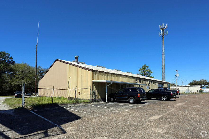 4001 W St, Pensacola, FL for rent - Primary Photo - Image 1 of 22