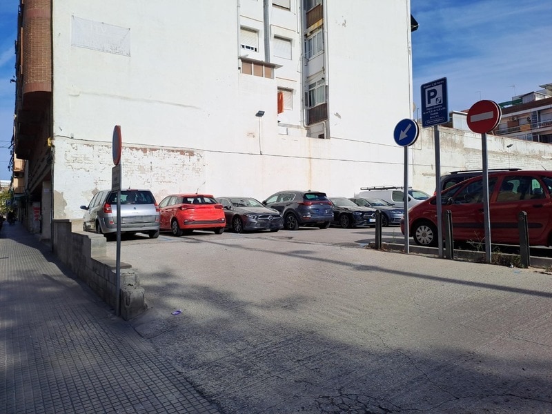 Carrer de Francesc Llunell, 55, Esplugues de Llobregat, Barcelona for sale Building Photo- Image 1 of 12