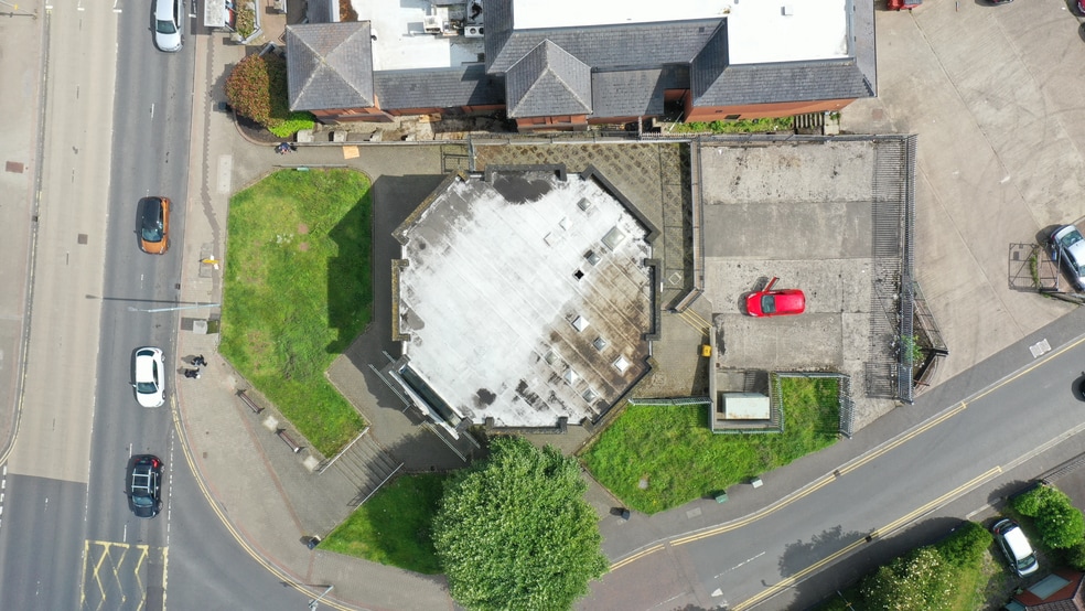 2 Farmley Rd, Newtownabbey to rent - Aerial - Image 2 of 2