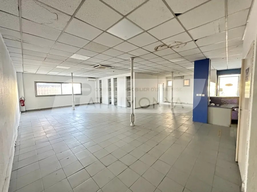 Office in Marseille to rent Interior Photo- Image 1 of 5