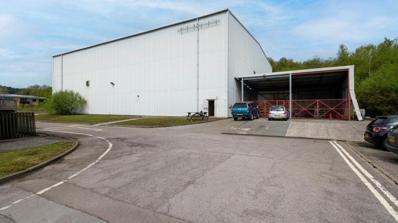 Llantrisant Business Park, Llantrisant for rent - Primary Photo - Image 1 of 1