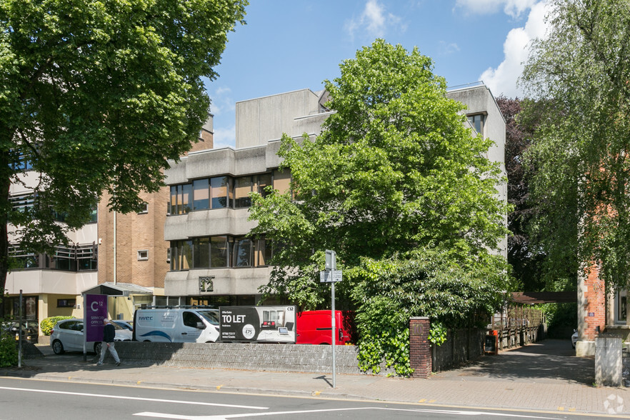 12 Cathedral Rd, Cardiff for rent - Building Photo - Image 1 of 21