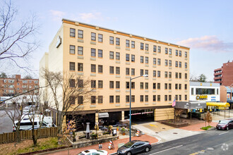 4400 Connecticut Ave NW, Washington, DC for sale Primary Photo- Image 1 of 1