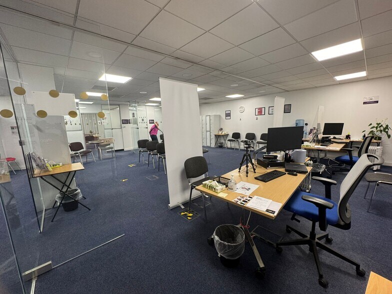 64-70 Broadway, London for sale - Interior Photo - Image 1 of 1