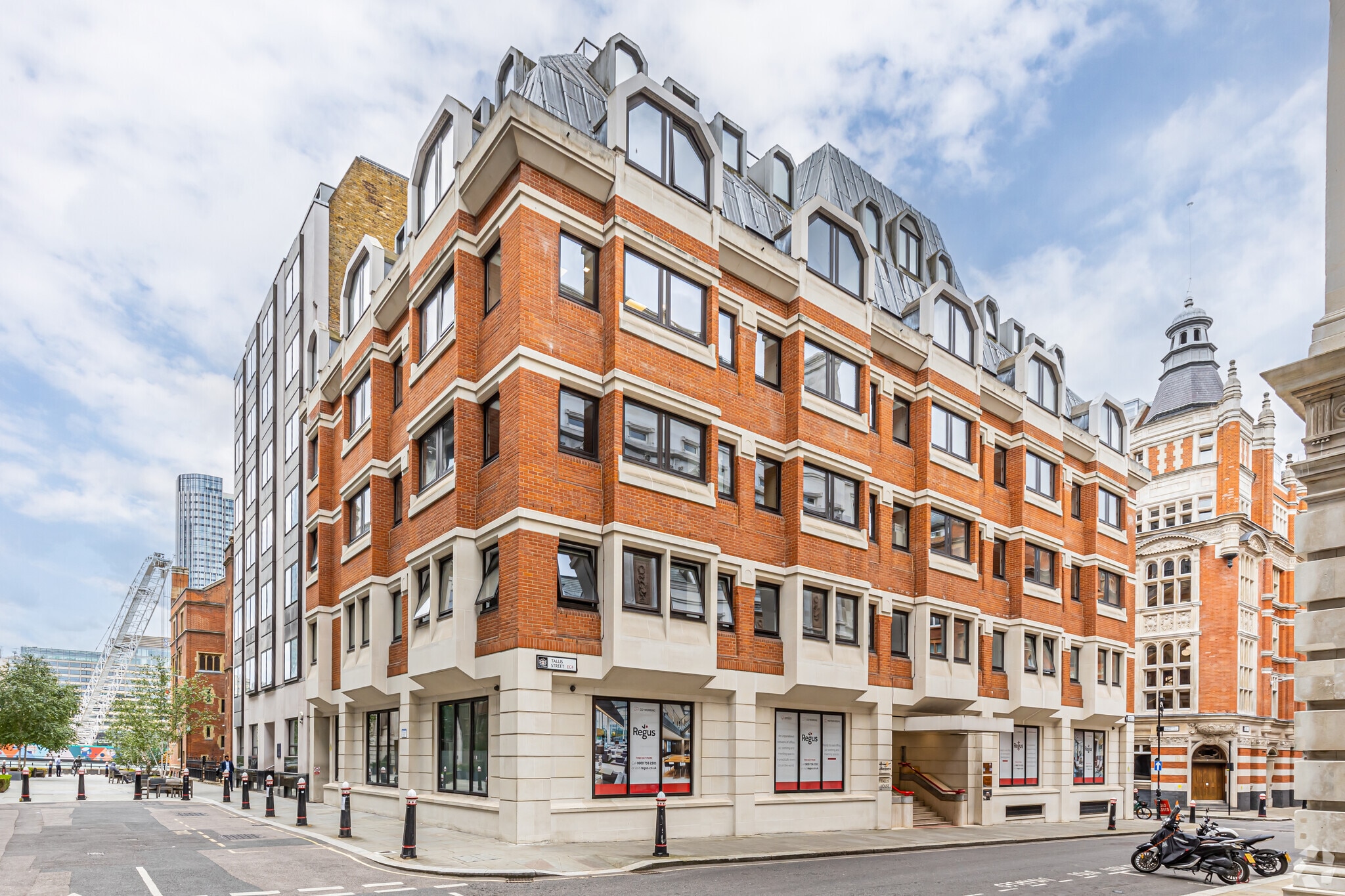 2 Tallis St, London to rent Building Photo- Image 1 of 10