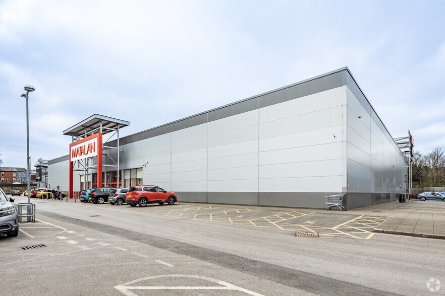 Park Rd, Oldham for sale - Primary Photo - Image 1 of 1