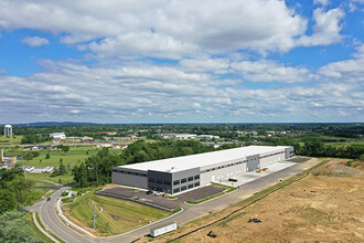 6937 Midland Industrial Dr, Shelbyville, KY for rent Building Photo- Image 1 of 5