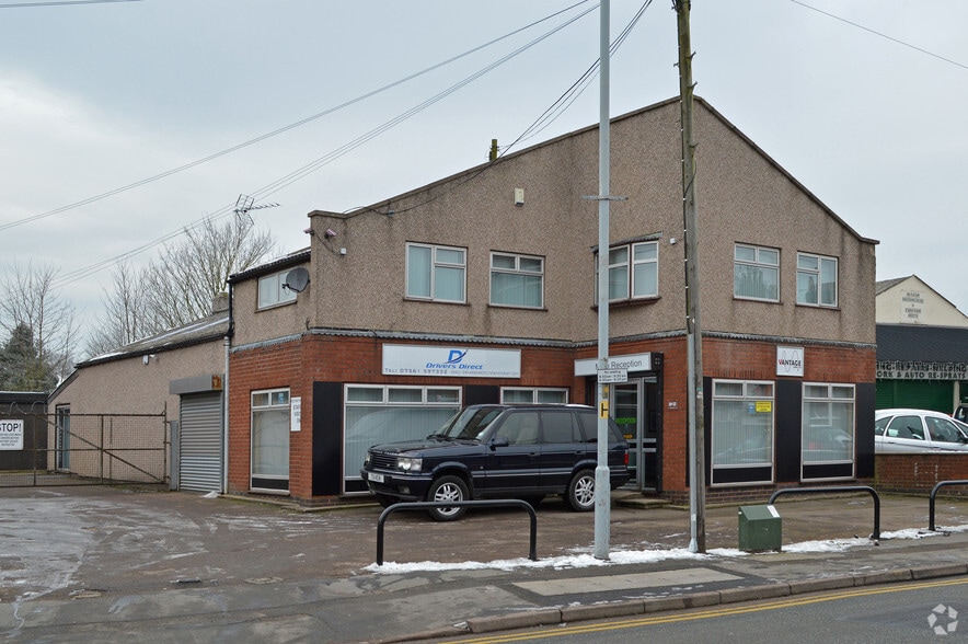 30 High St, Barwell to rent - Building Photo - Image 1 of 2