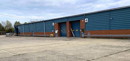 Besthorpe, Besthorpe to rent Building Photo- Image 1 of 8