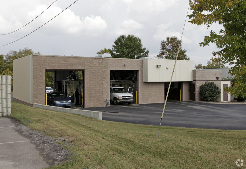 7008 Westbelt Dr, Nashville, TN for sale - Building Photo - Image 3 of 5