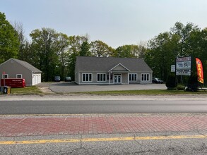 727 Maine Ave, Farmingdale, ME for sale Building Photo- Image 1 of 1