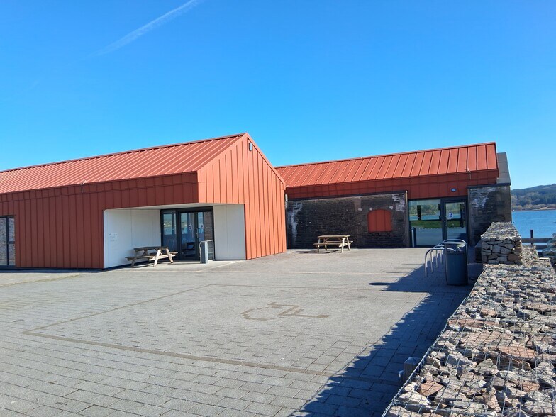 Chalmers St, Ardrishaig to rent - Building Photo - Image 3 of 4