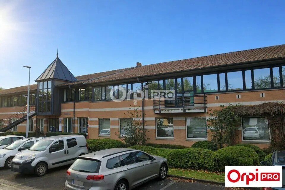 Office in Villeneuve-d'Ascq to rent Building Photo- Image 1 of 2