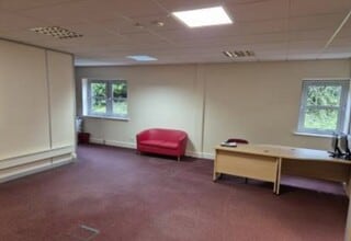Monks Brk, Newport to rent Interior Photo- Image 1 of 5